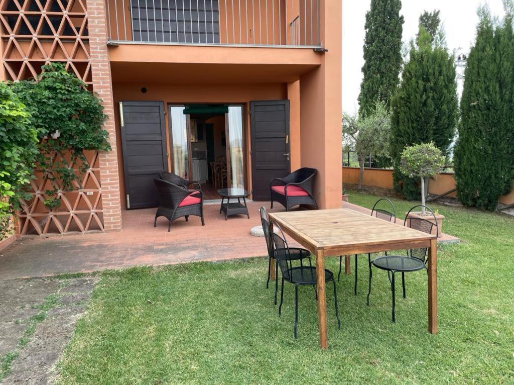 Appartement - Le Corti Di Orciatico Εξωτερικό φωτογραφία